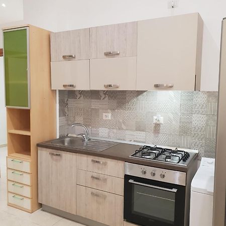 巴里Lucky House公寓 外观 照片